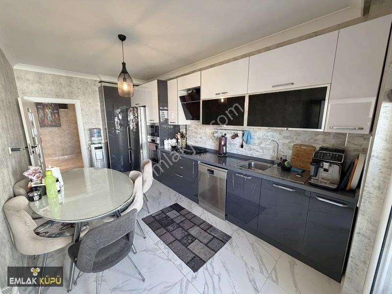 Bağlıca Mahallesi Site İçerisinde Lüks Yapılı 4+1 Satılık Daire — fotoğraf 4