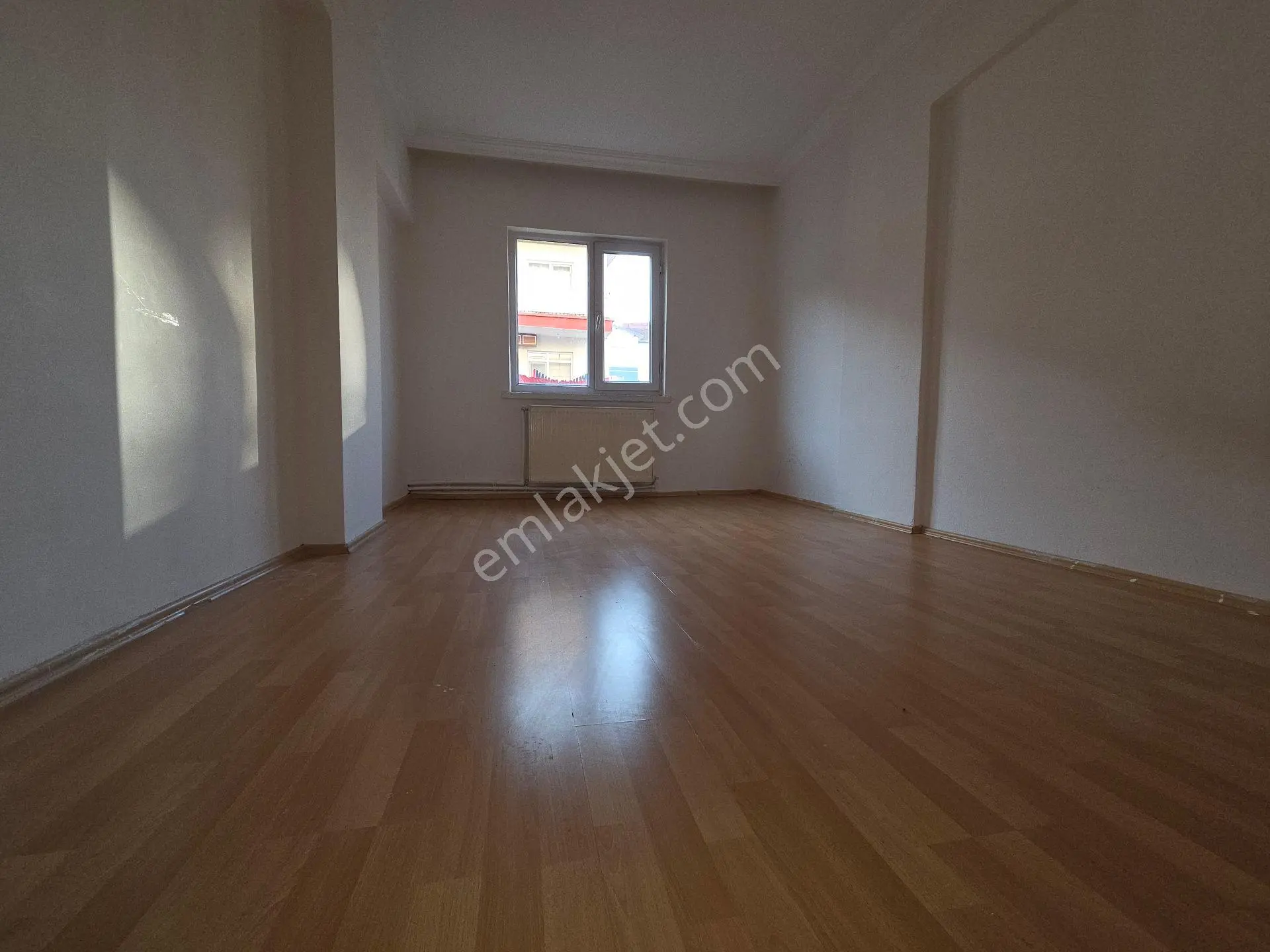 Ankara Sincan Mareşalda 3+1 Katta Satılık Daire — fotoğraf 3