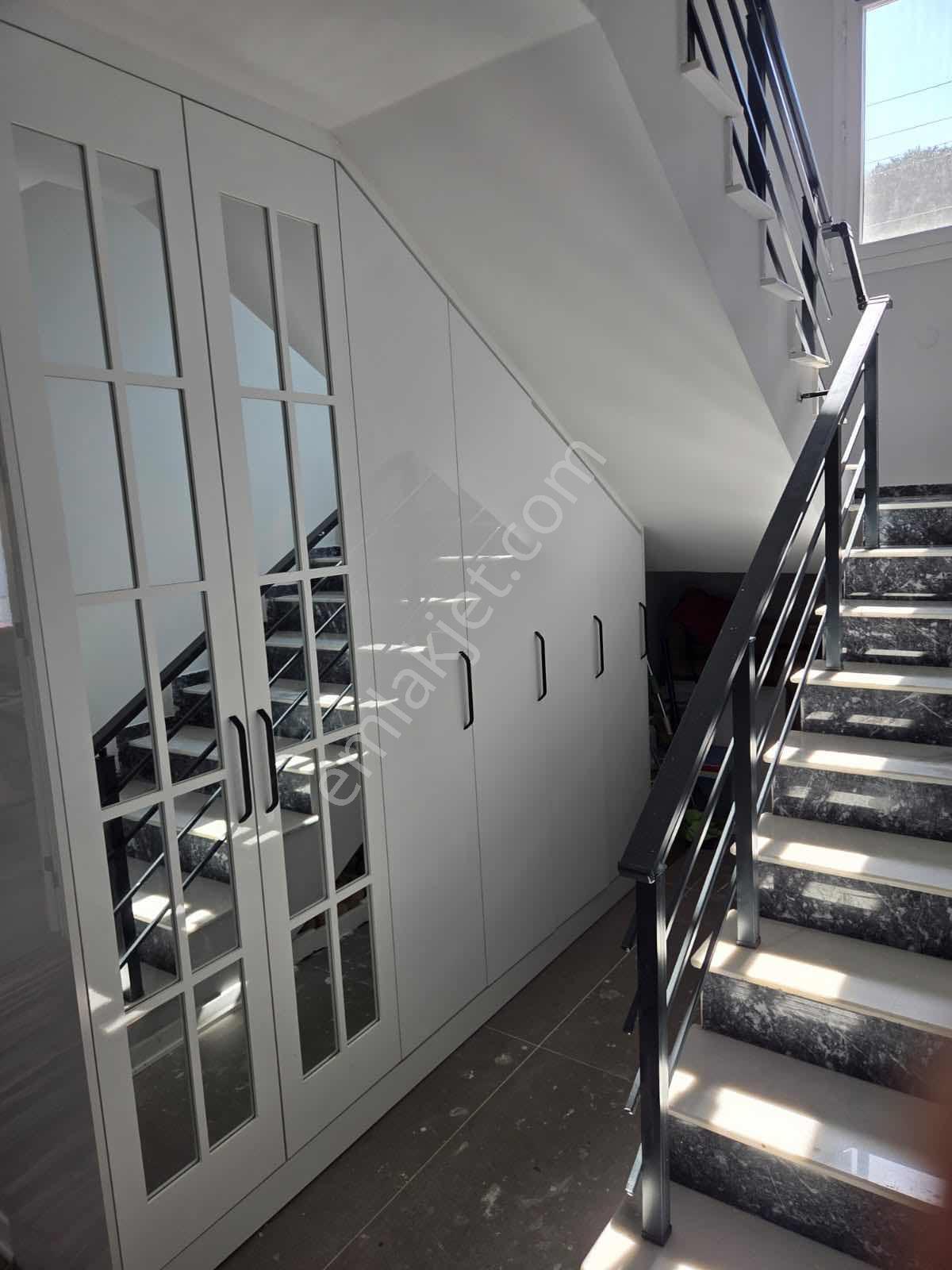 Selçuk Emlaktan Bozkırlı Mevkinde Satılık Lüx Villa — fotoğraf 9