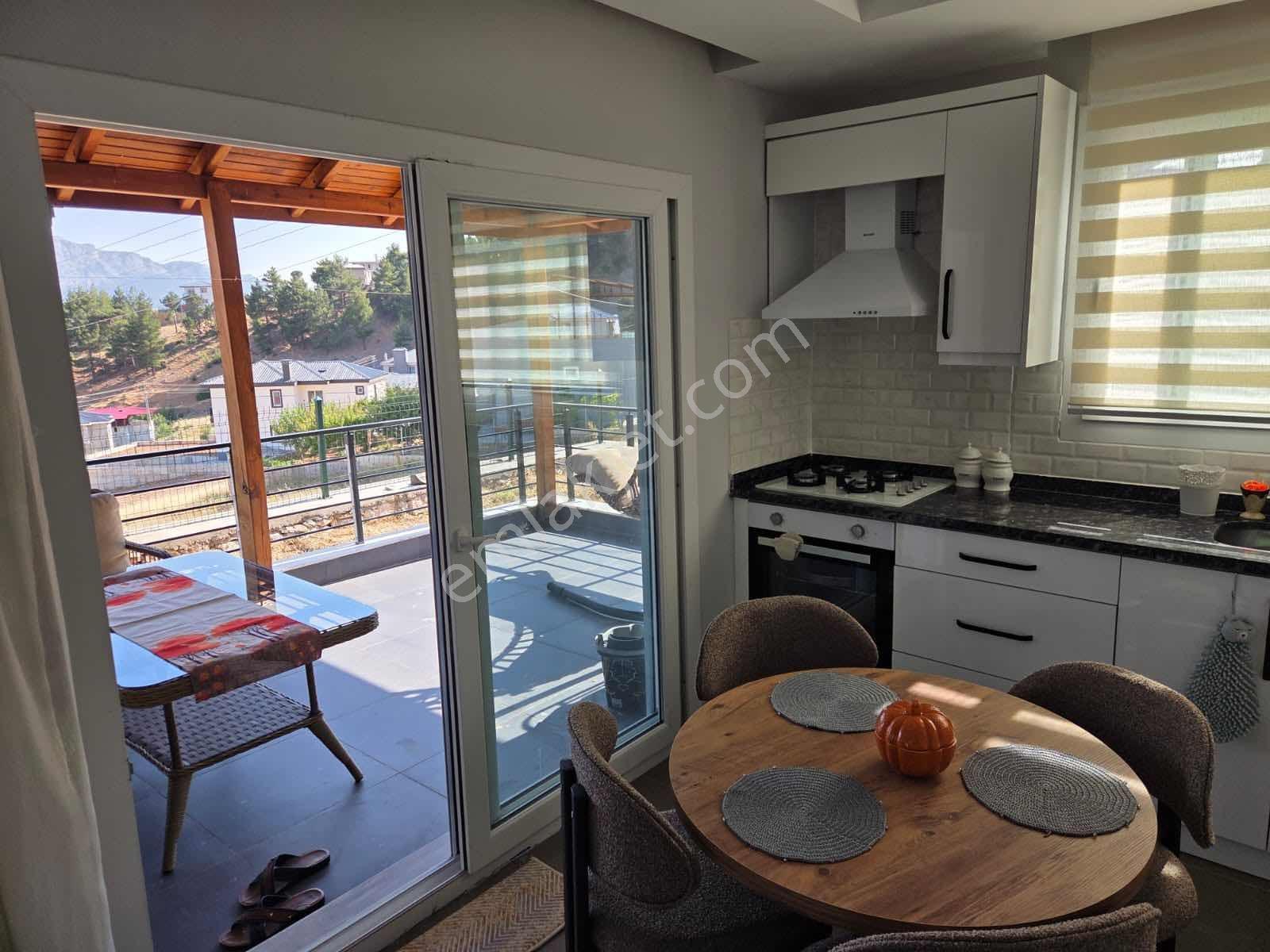Selçuk Emlaktan Bozkırlı Mevkinde Satılık Lüx Villa — fotoğraf 21