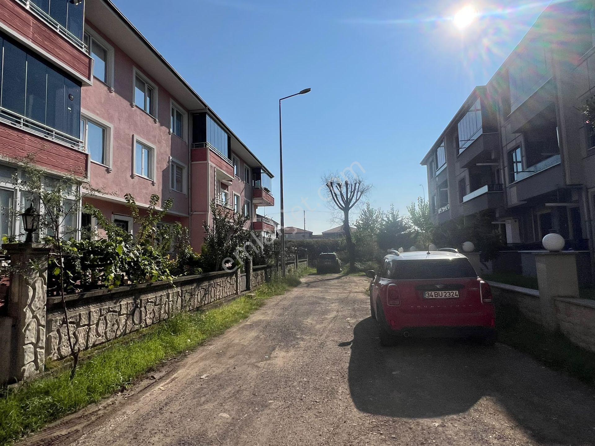 Karasu Çağdaş Mevkinde Denize Yakın Ara Kat 2+1... — fotoğraf 3