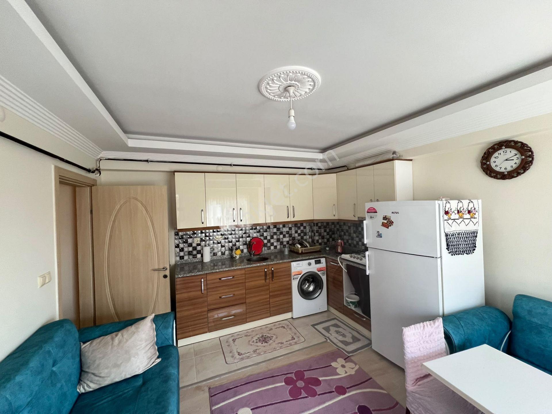Karasu Çağdaş Mevkinde Denize Yakın Ara Kat 2+1... — fotoğraf 17