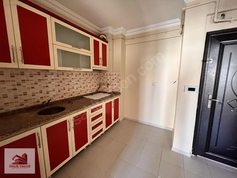 Espark Yakını Eskibağlar Mh. Ön Cephe Geniş 1+1 — fotoğraf 9