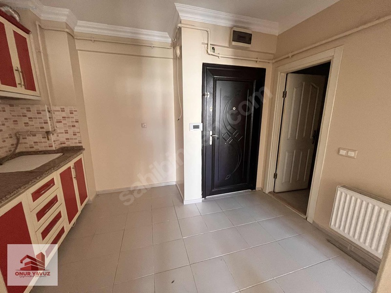 Espark Yakını Eskibağlar Mh. Ön Cephe Geniş 1+1 — fotoğraf 10