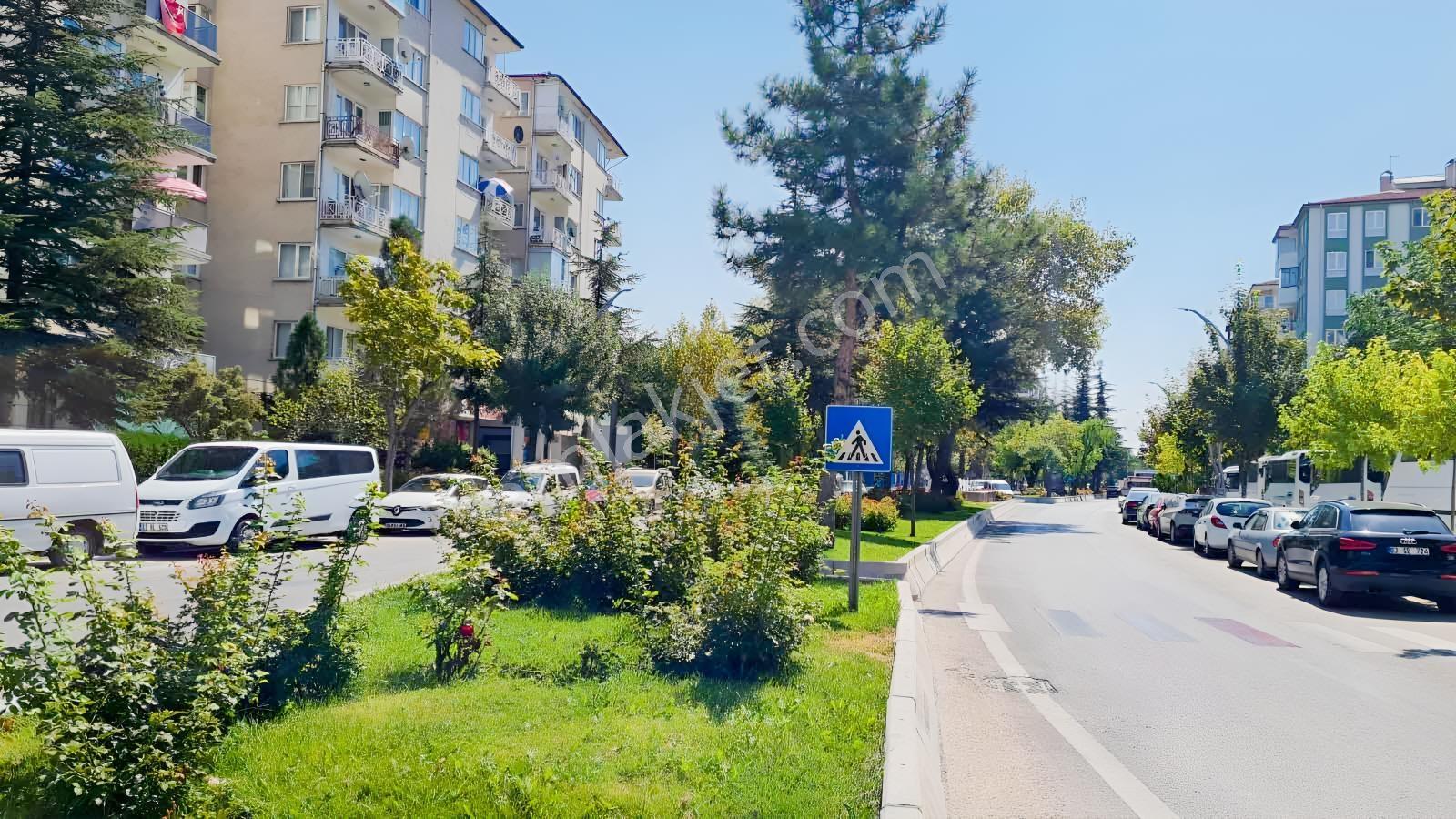 Çarşıda Hocaahmet Yesevi İlkokulu Hemen Yanında — fotoğraf 34