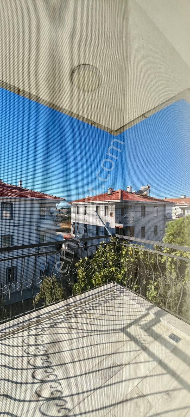Foça Atatürk Mahallesinde Satılık 3+1 — fotoğraf 22