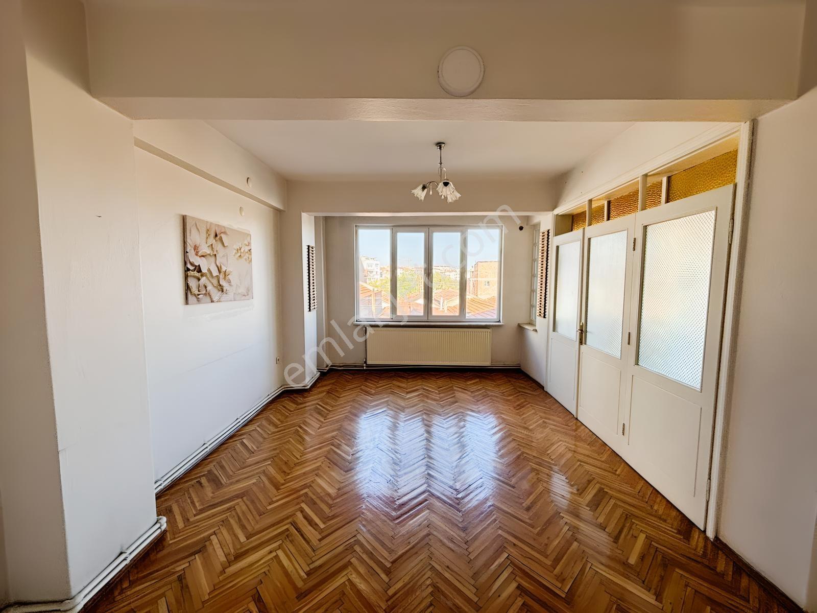 Zenith Real Estate Akıncılar Mh. Ttm Yakını Satılık 2+1 Daire — fotoğraf 4