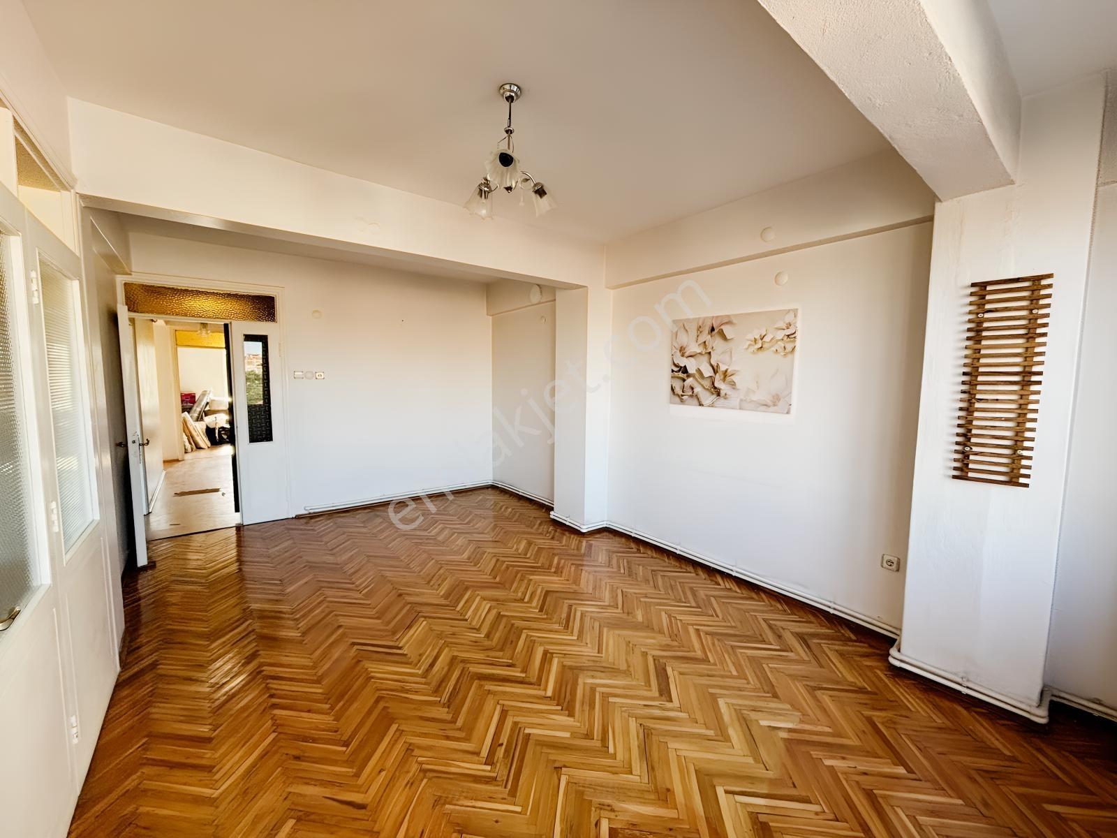 Zenith Real Estate Akıncılar Mh. Ttm Yakını Satılık 2+1 Daire — fotoğraf 8