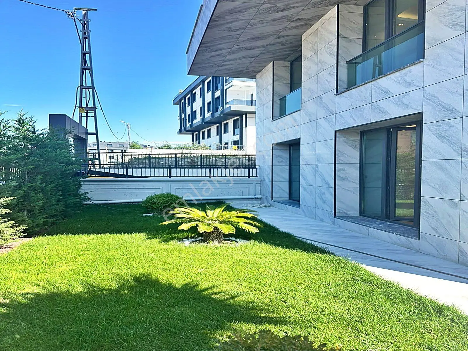 Yıldırım Yapı'Dan Beylikdüzü Kavaklı'Da Müstakil Bahçeli %90 Krediye Uygun Sıfır...