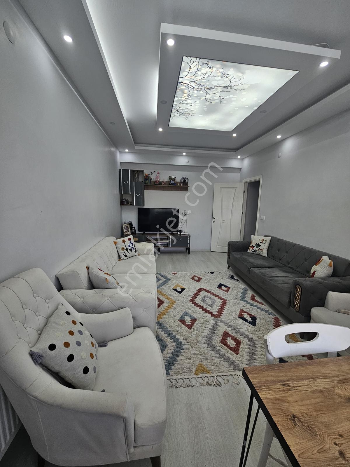 Ege Emlak'tan Çarşı İçerisinde Ara Kat Satılık 2+1 Daire — fotoğraf 11