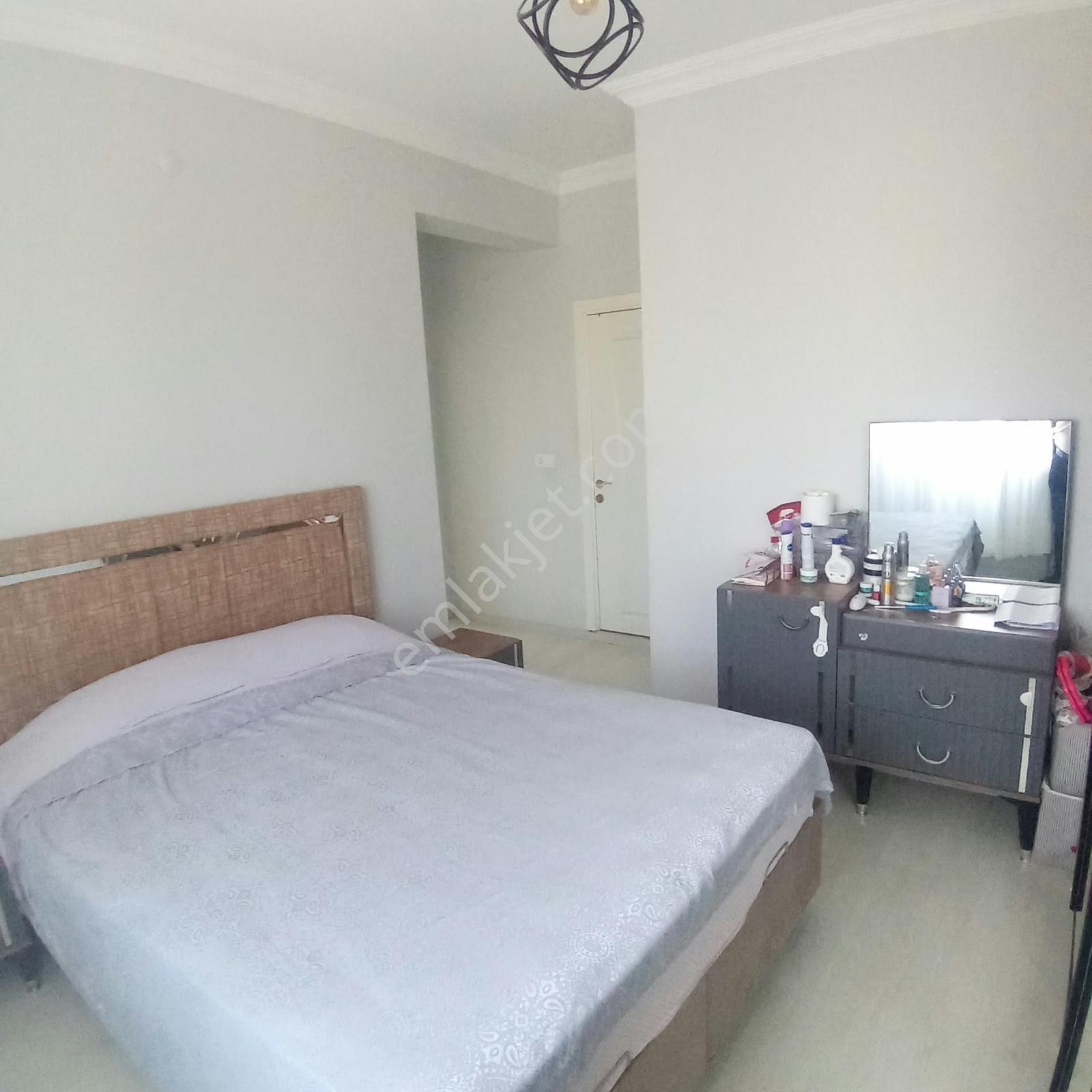 Ege Emlak'tan Çarşı İçerisinde Ara Kat Satılık 2+1 Daire — fotoğraf 19