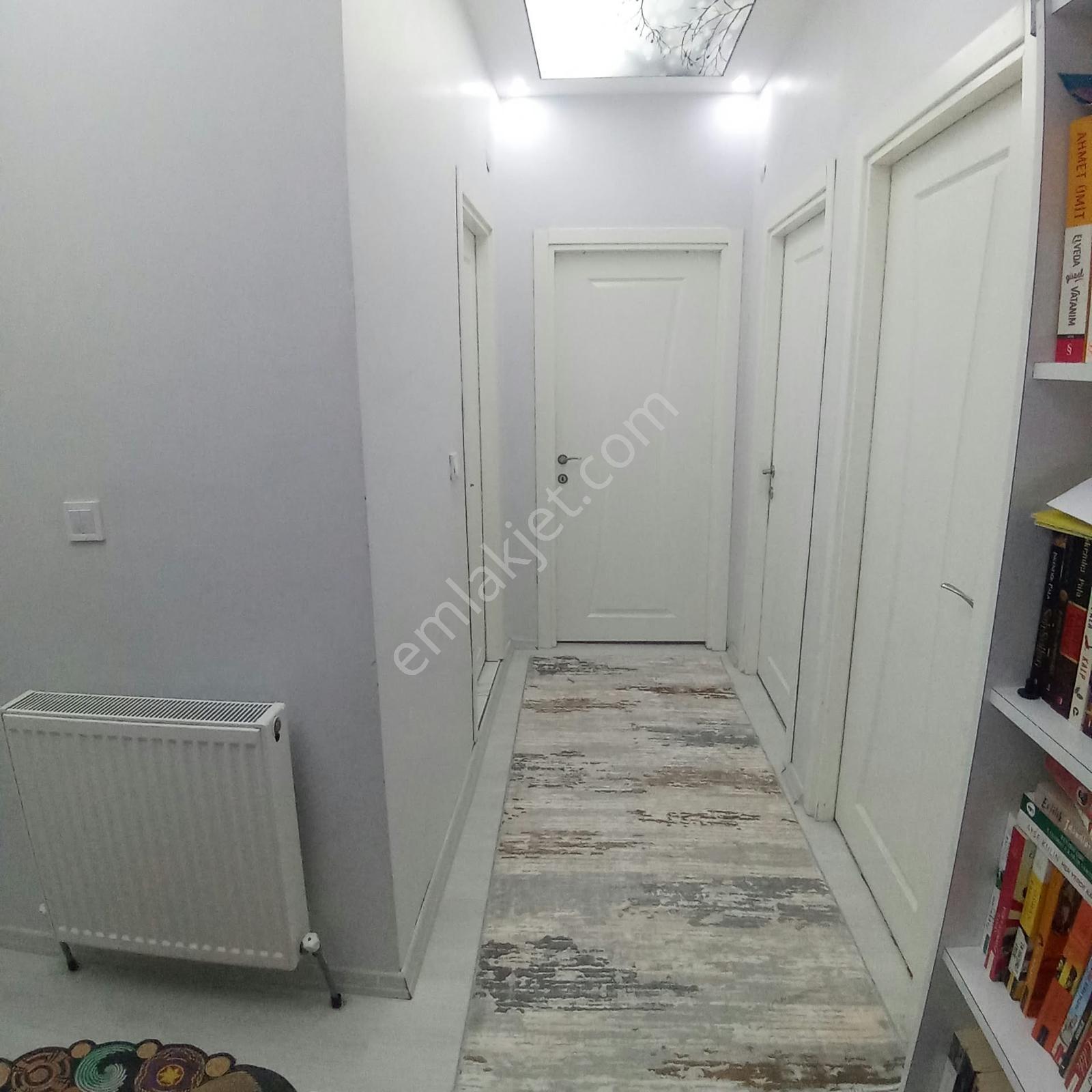 Ege Emlak'tan Çarşı İçerisinde Ara Kat Satılık 2+1 Daire — fotoğraf 22