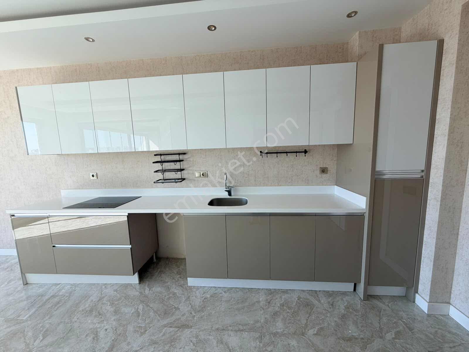Batı Loft Sitesinde Satılık 4+1 Lüx Daire — fotoğraf 10