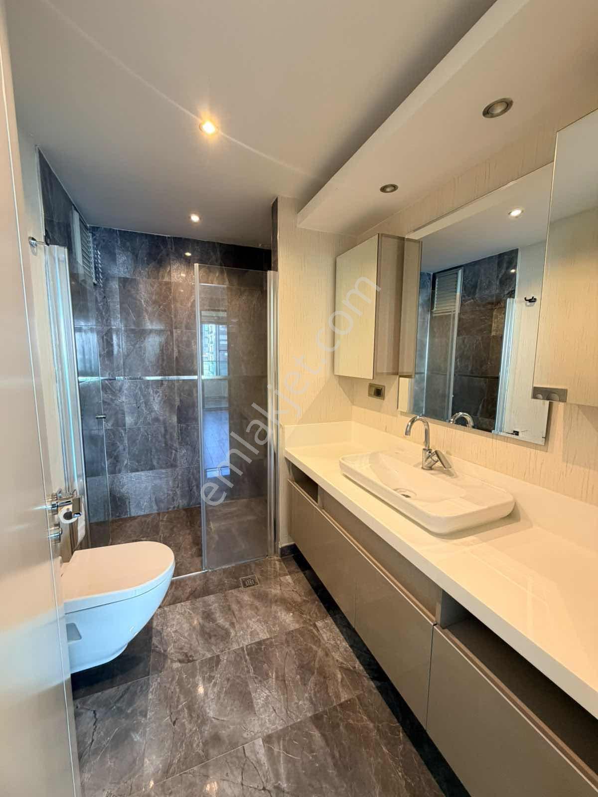 Batı Loft Sitesinde Satılık 4+1 Lüx Daire — fotoğraf 19