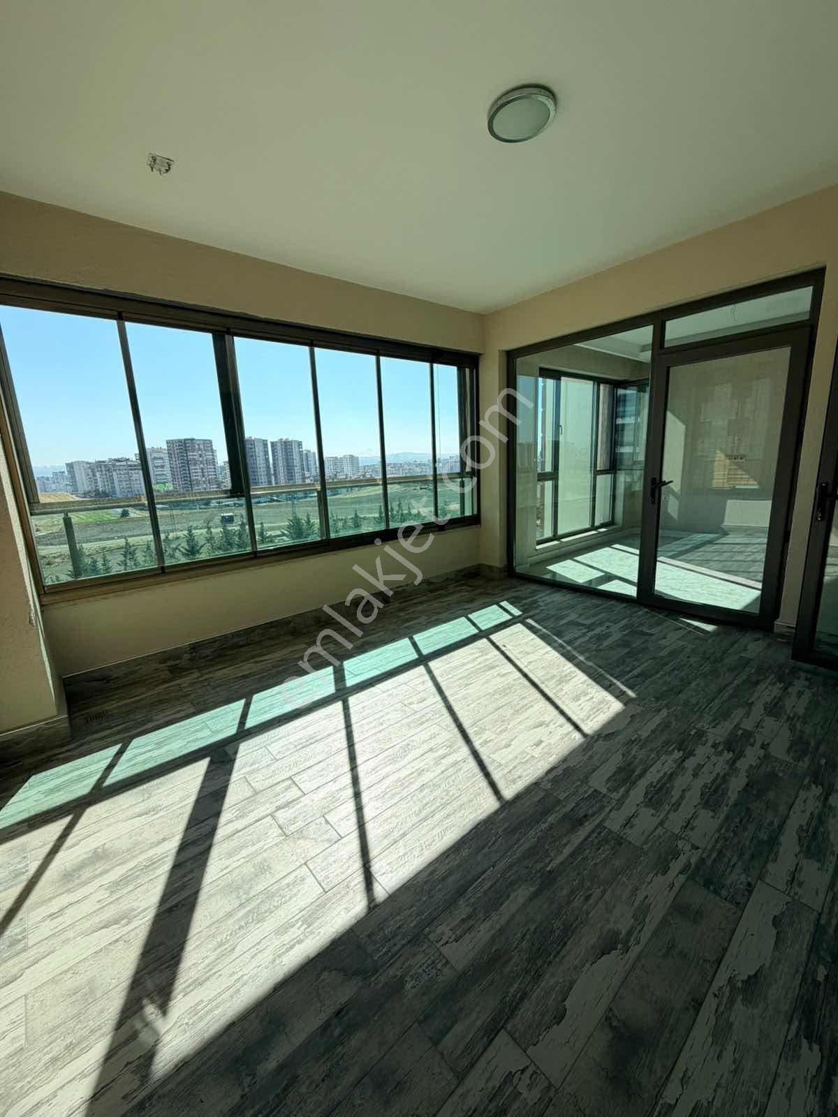 Batı Loft Sitesinde Satılık 4+1 Lüx Daire — fotoğraf 35