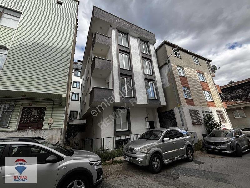 Çekmeköy Mehmet Akif Mahallesi'nde Satılık 1+1 Daire — fotoğraf 4