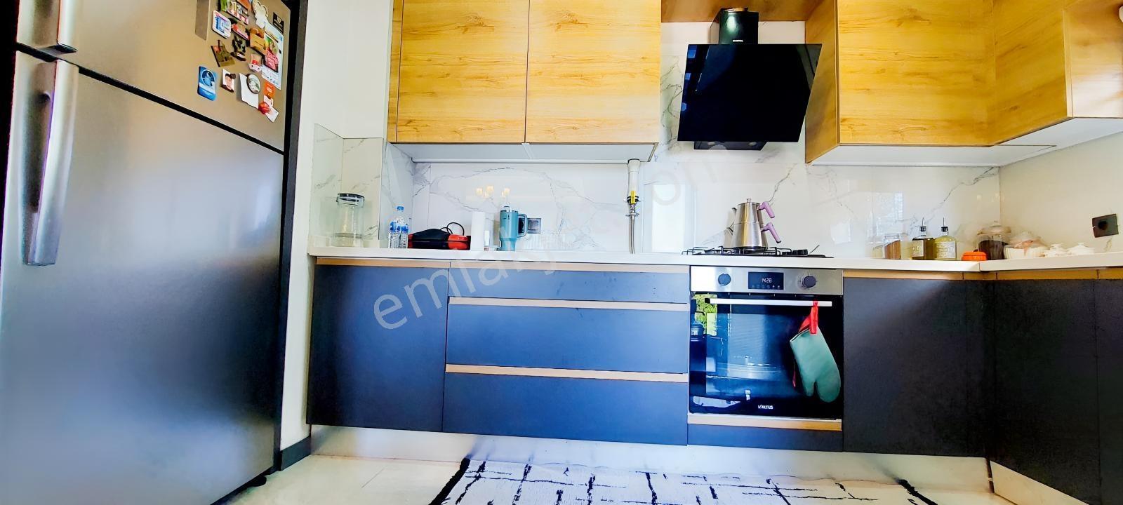 Doğalgazlı Havuzlu Sitede Geniş 3+1 Daire — fotoğraf 5