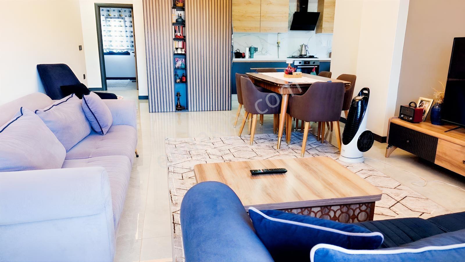 Doğalgazlı Havuzlu Sitede Geniş 3+1 Daire — fotoğraf 8