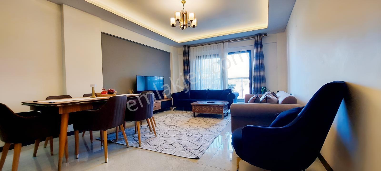 Doğalgazlı Havuzlu Sitede Geniş 3+1 Daire — fotoğraf 12