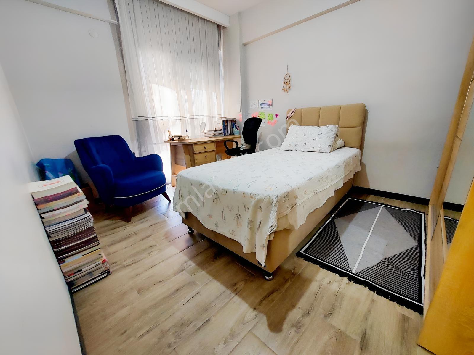 Doğalgazlı Havuzlu Sitede Geniş 3+1 Daire — fotoğraf 16
