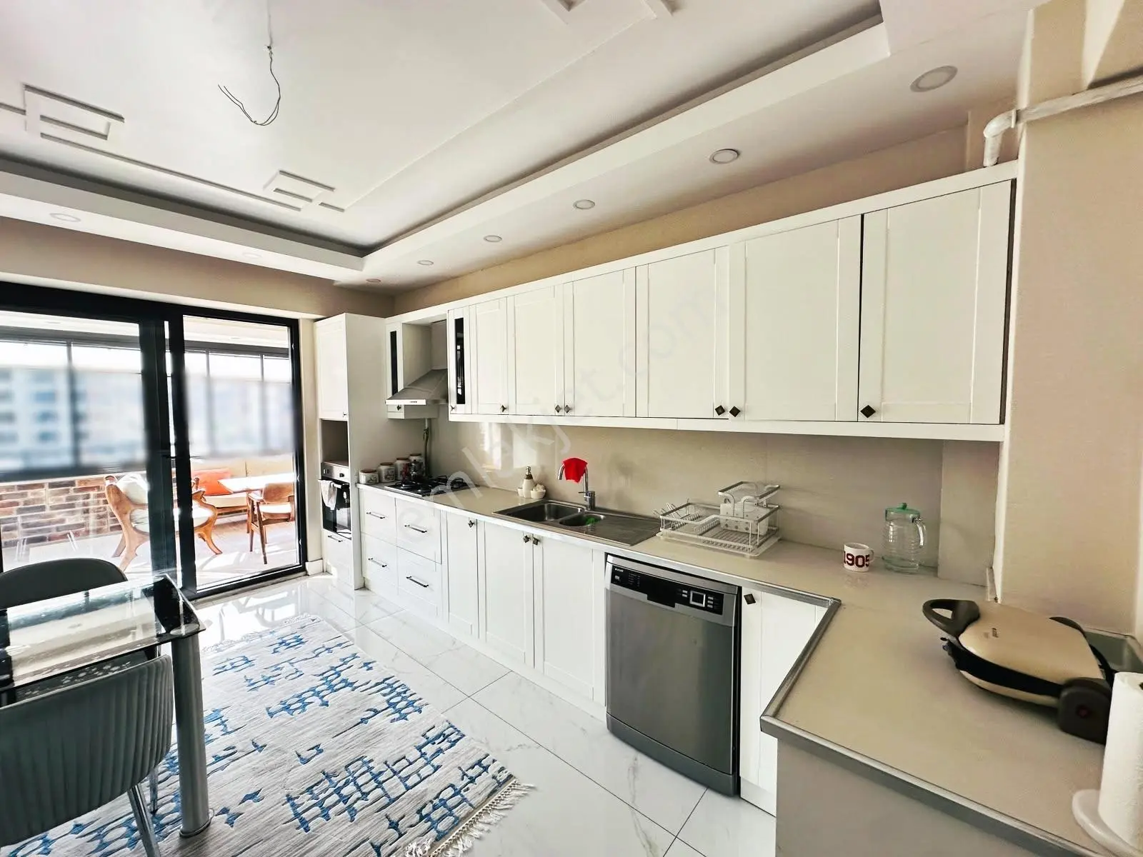 Göktürk'te Site İçi Yerden Isıtma Çift Cam Balkon Bakımlı Lüx3+1 — fotoğraf 2
