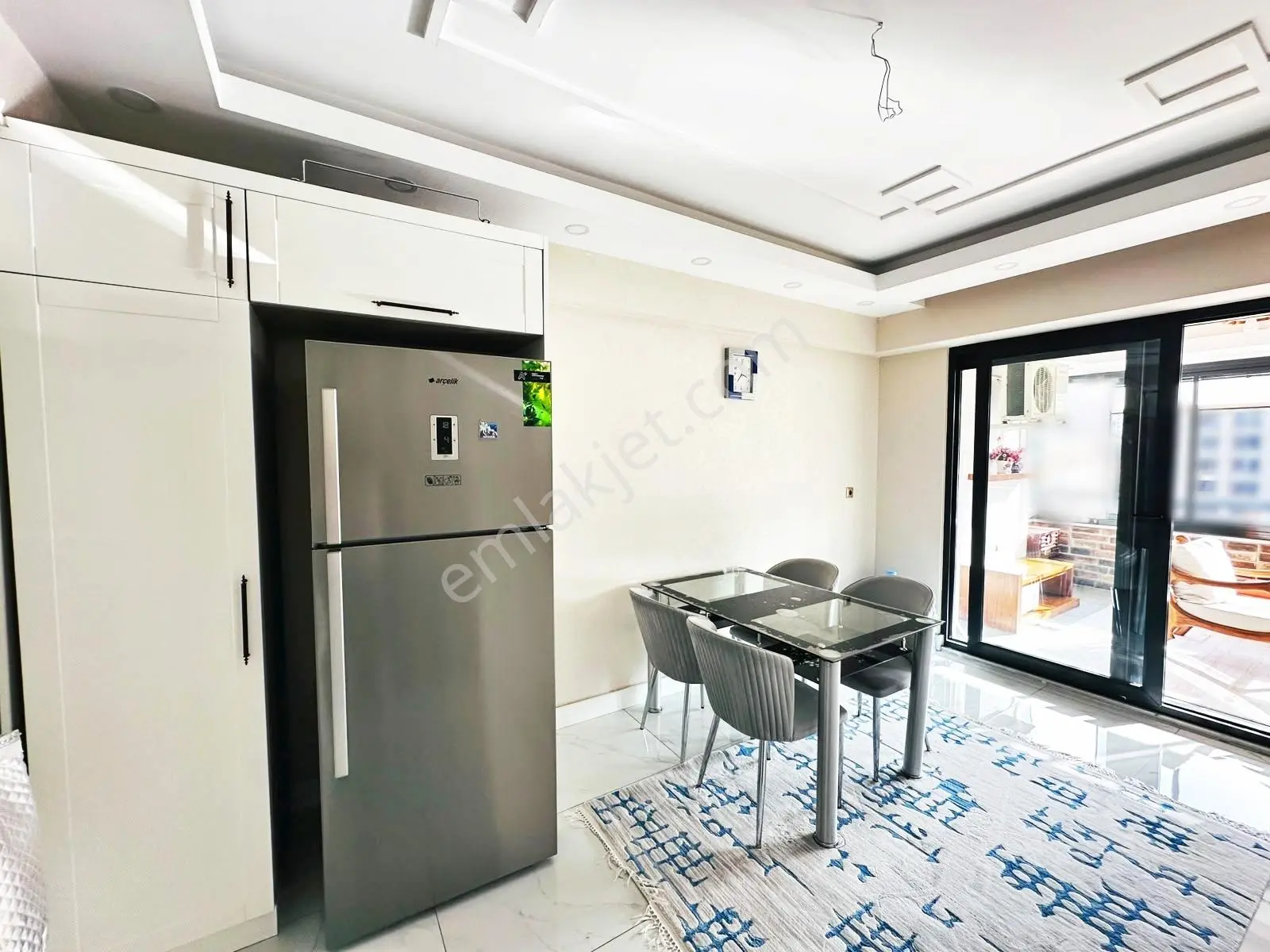 Göktürk'te Site İçi Yerden Isıtma Çift Cam Balkon Bakımlı Lüx3+1 — fotoğraf 3