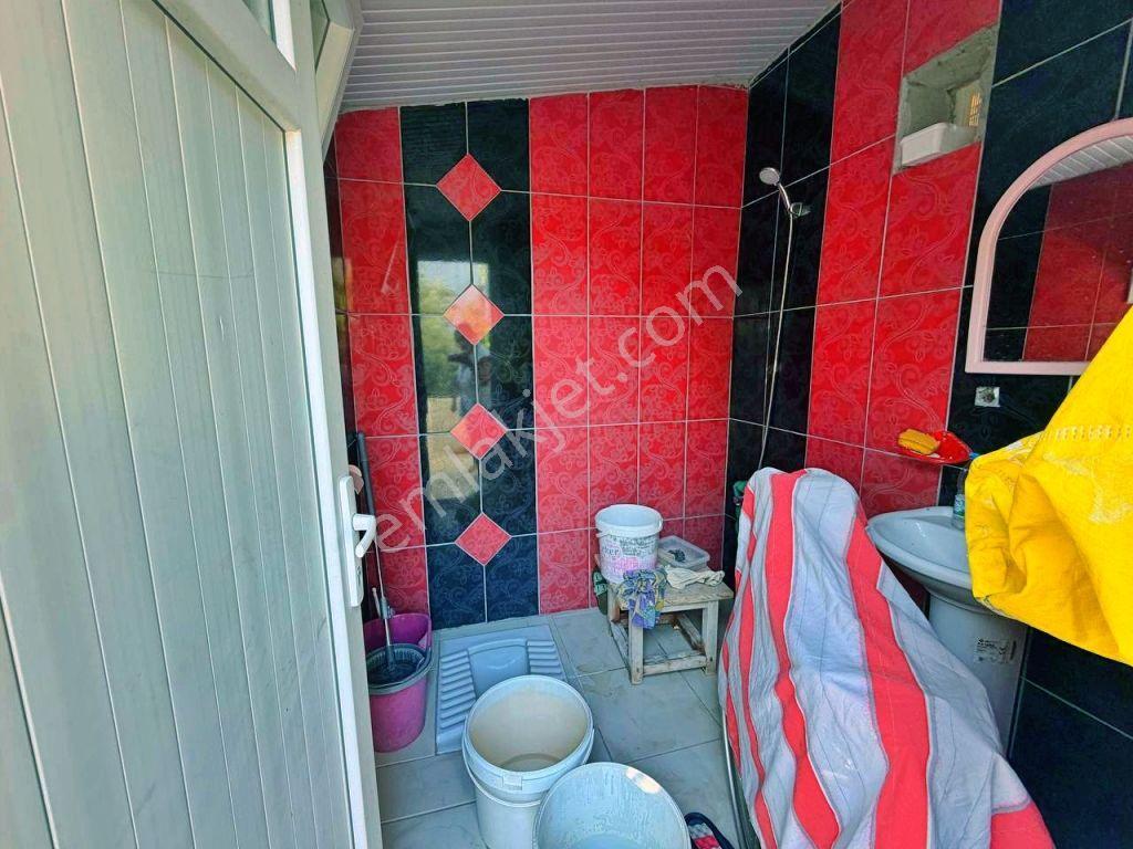 Uytundan Burhaniyede Site İçinde Havuzlu Bahçeli 3+1 Villa — fotoğraf 10