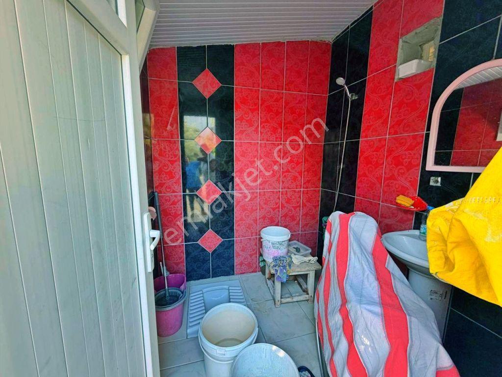 Uytundan Burhaniyede Site İçinde Havuzlu Bahçeli 3+1 Villa — fotoğraf 22