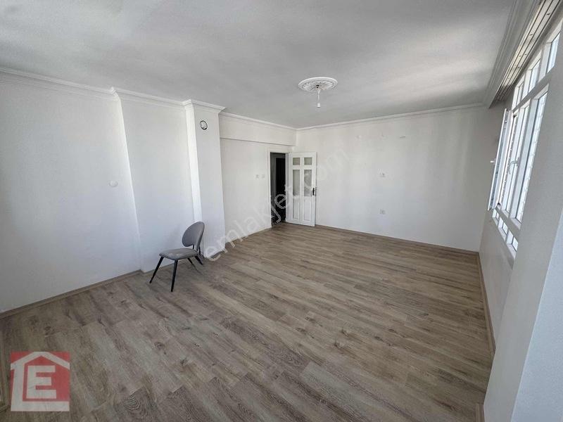 İller Bankası Yol İş Otel Civarı Hasarsız Masrafsız Cazip 3+1 — fotoğraf 10