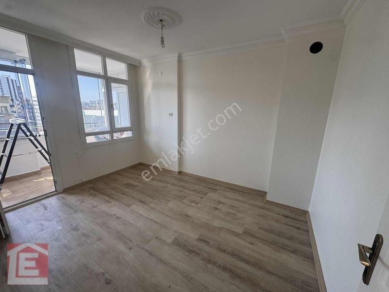 İller Bankası Yol İş Otel Civarı Hasarsız Masrafsız Cazip 3+1 — fotoğraf 14