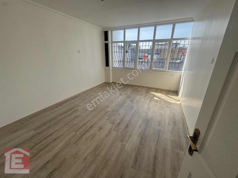 İller Bankası Yol İş Otel Civarı Hasarsız Masrafsız Cazip 3+1 — fotoğraf 15