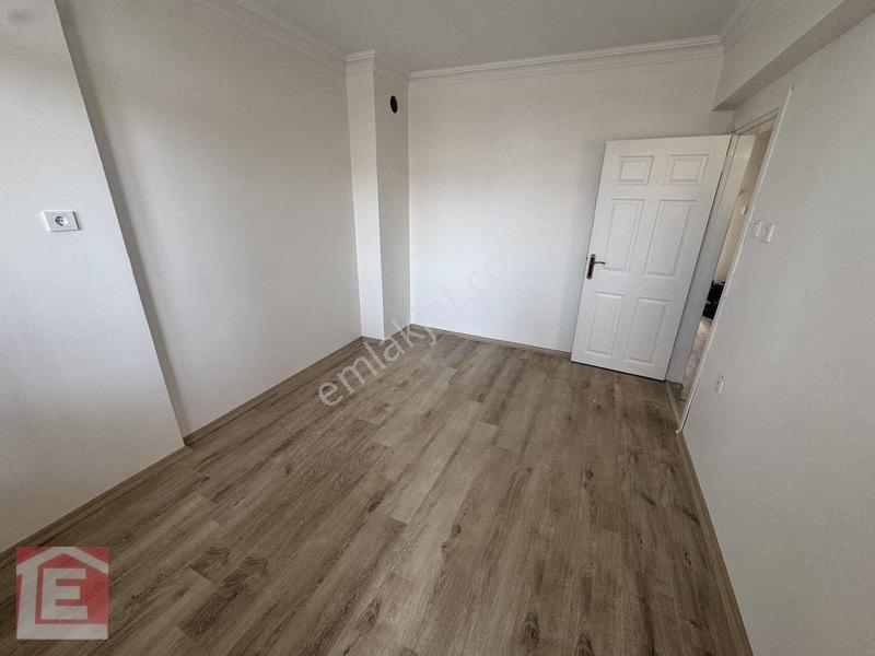 İller Bankası Yol İş Otel Civarı Hasarsız Masrafsız Cazip 3+1 — fotoğraf 20