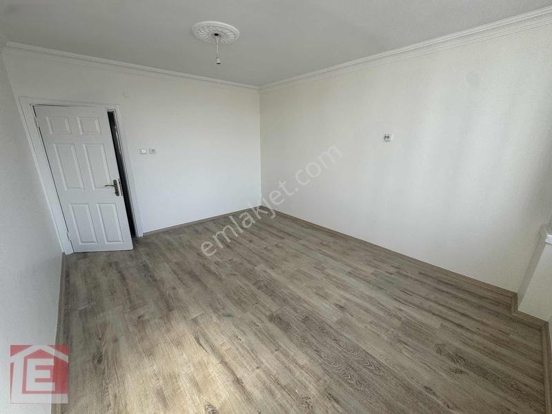 İller Bankası Yol İş Otel Civarı Hasarsız Masrafsız Cazip 3+1 — fotoğraf 31