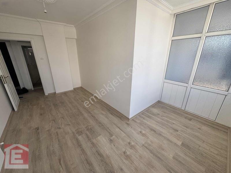 İller Bankası Yol İş Otel Civarı Hasarsız Masrafsız Cazip 3+1 — fotoğraf 33