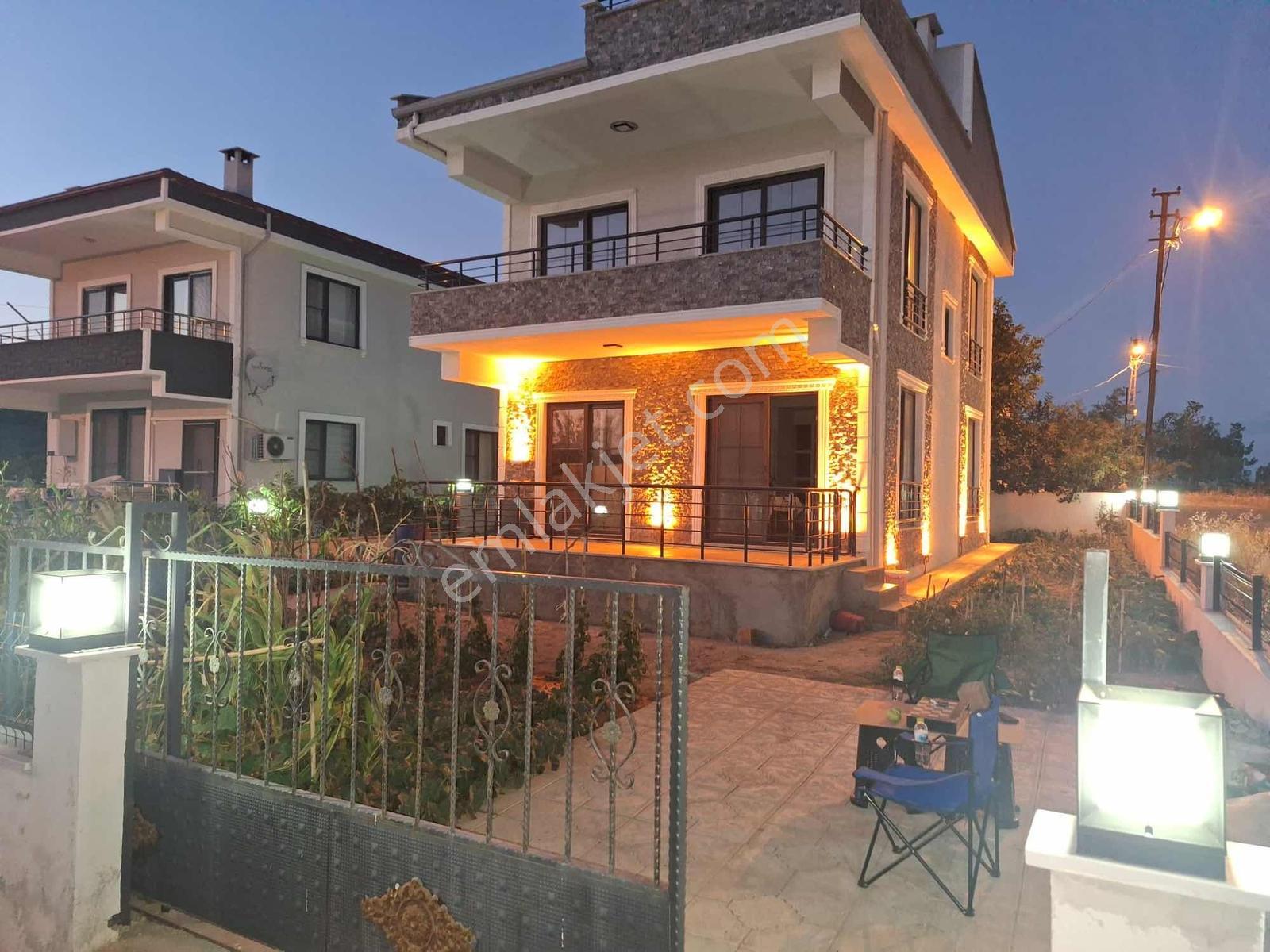 Mürefte Mh. Deniz Manzaralı İskanlı Müstakil Villa Satılık — fotoğraf 4