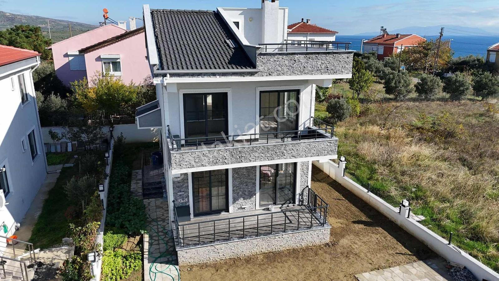 Mürefte Mh. Deniz Manzaralı İskanlı Müstakil Villa Satılık — fotoğraf 5