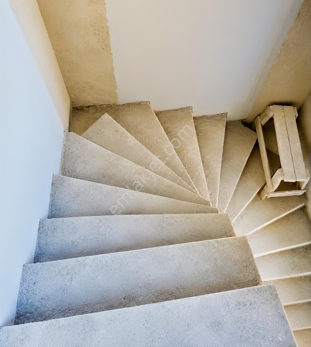 Century21 Den Satılık Karşıyakada Deniz Manzaralı 81m2 2+1 — fotoğraf 18