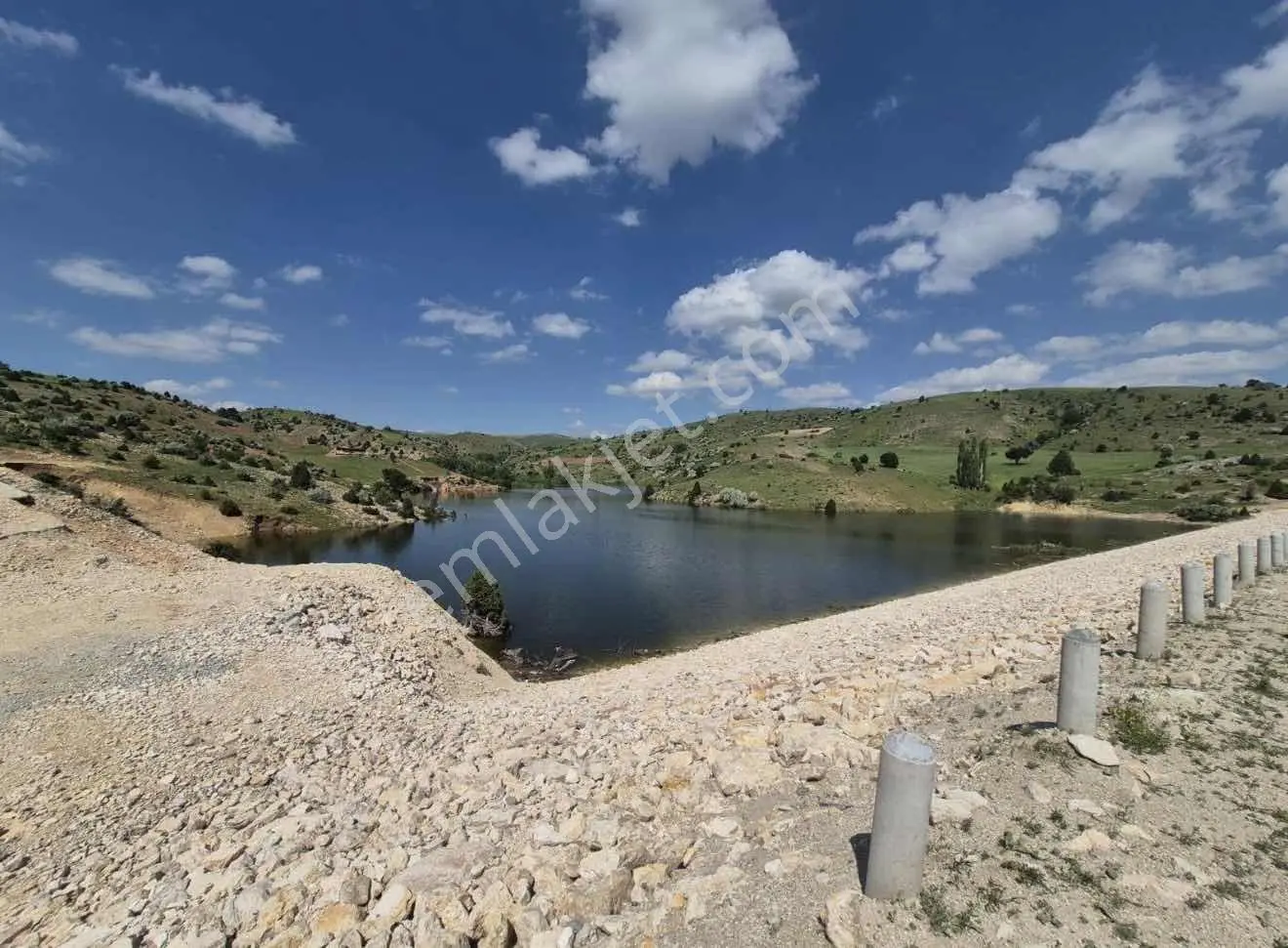 Tepekent Göleti Sulaması Proje İçerisinde 9342 M² Satılık Tarla — fotoğraf 6