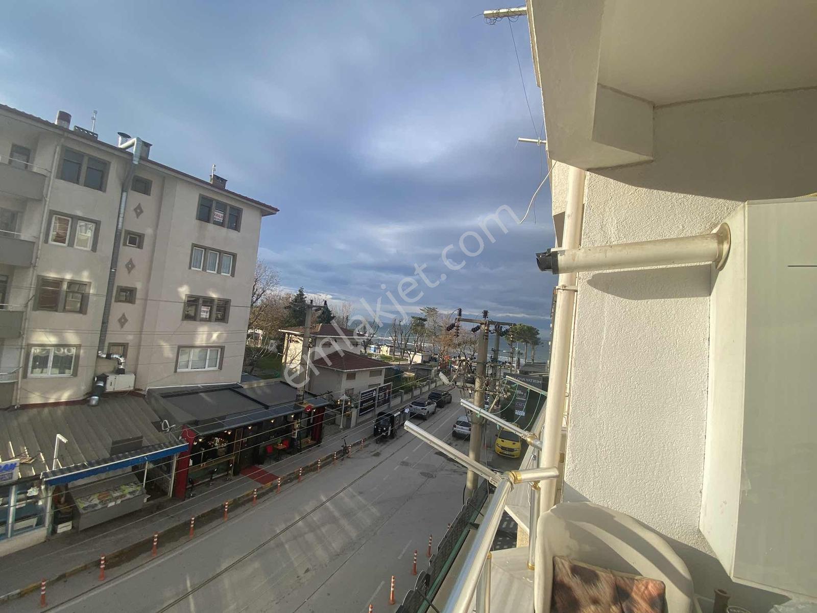 Sahil Hahallesi Mokamp Yanında Geniş 2+1 — fotoğraf 4