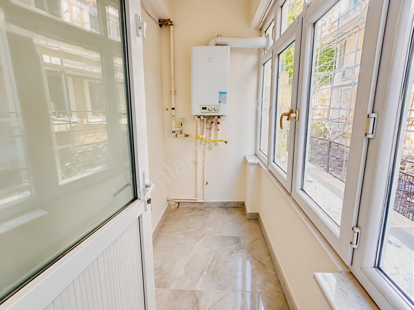 Büyük Bahçeli 2+1 100m2 Ters Dubleks Genç Bina'da — fotoğraf 8