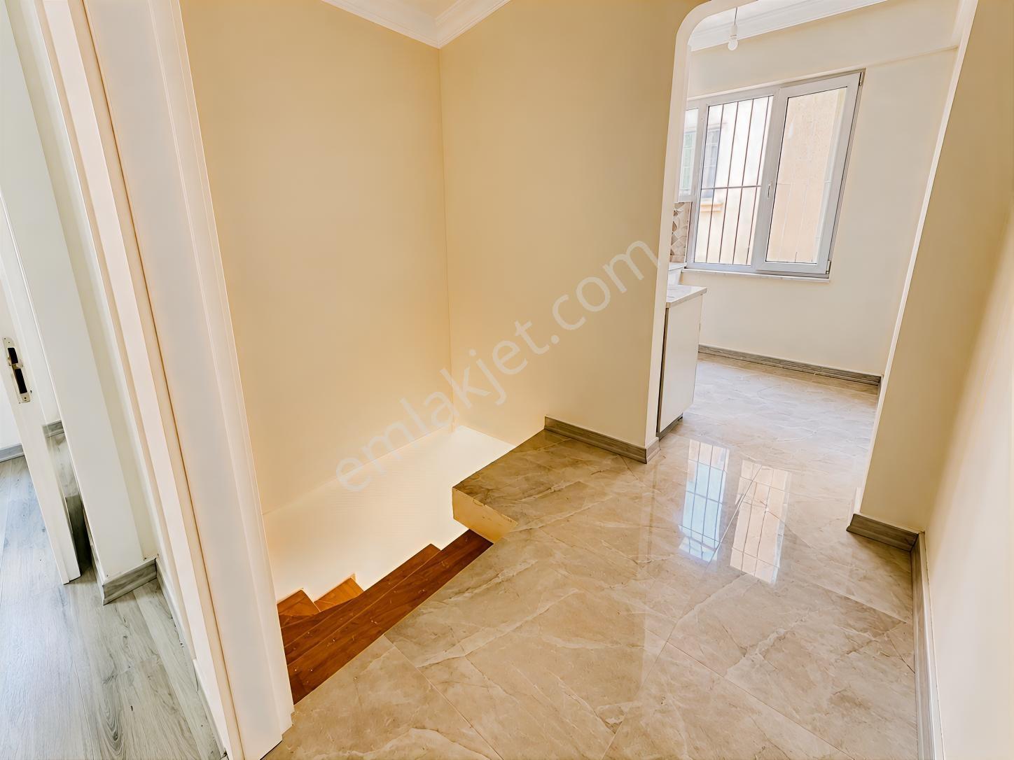 Büyük Bahçeli 2+1 100m2 Ters Dubleks Genç Bina'da — fotoğraf 10