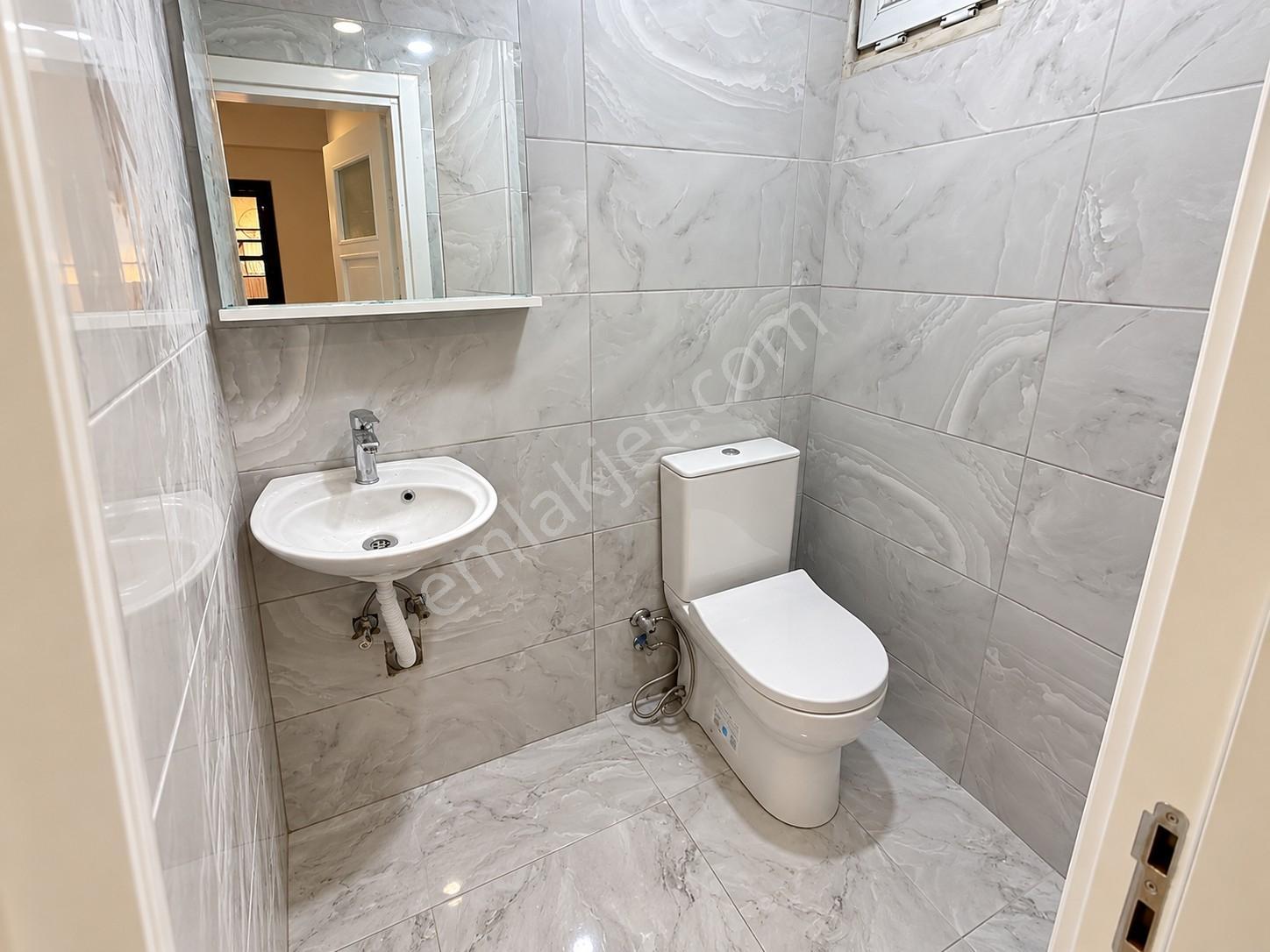 Büyük Bahçeli 2+1 100m2 Ters Dubleks Genç Bina'da — fotoğraf 14