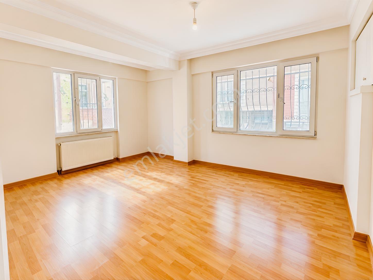 Büyük Bahçeli 2+1 100m2 Ters Dubleks Genç Bina'da — fotoğraf 30