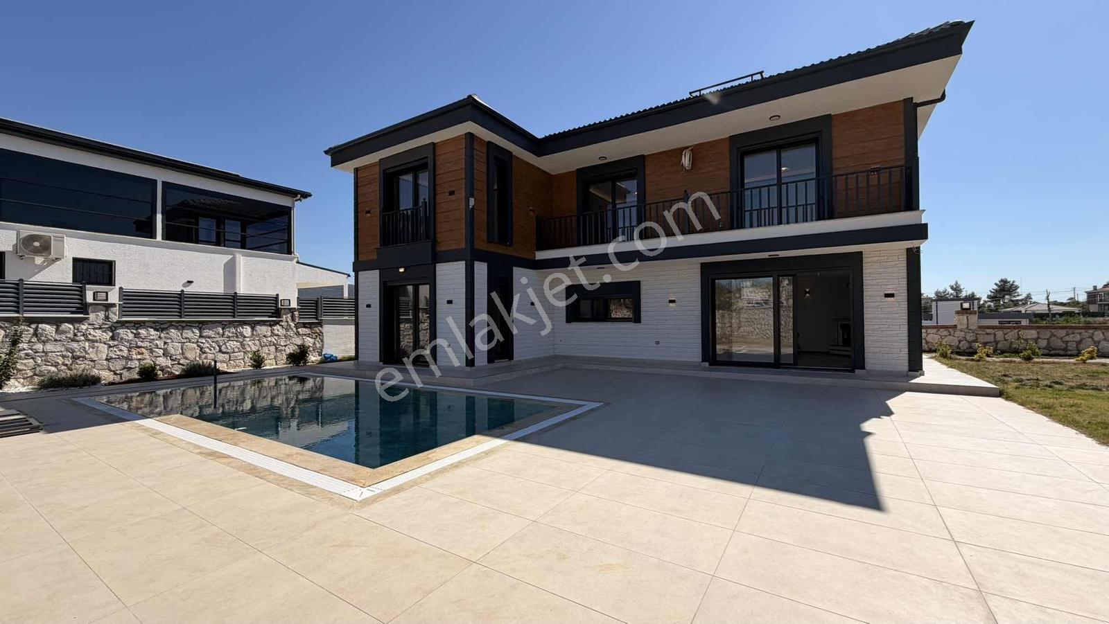 Satılık Takasa Açık 600 M2 Villa — fotoğraf 4