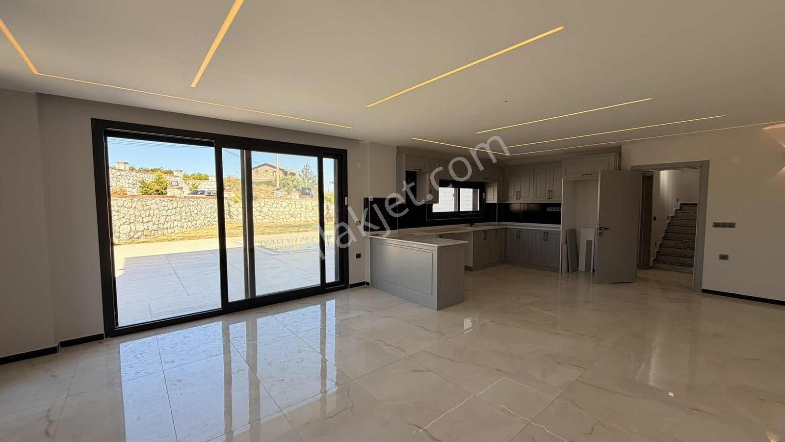 Satılık Takasa Açık 600 M2 Villa — fotoğraf 19