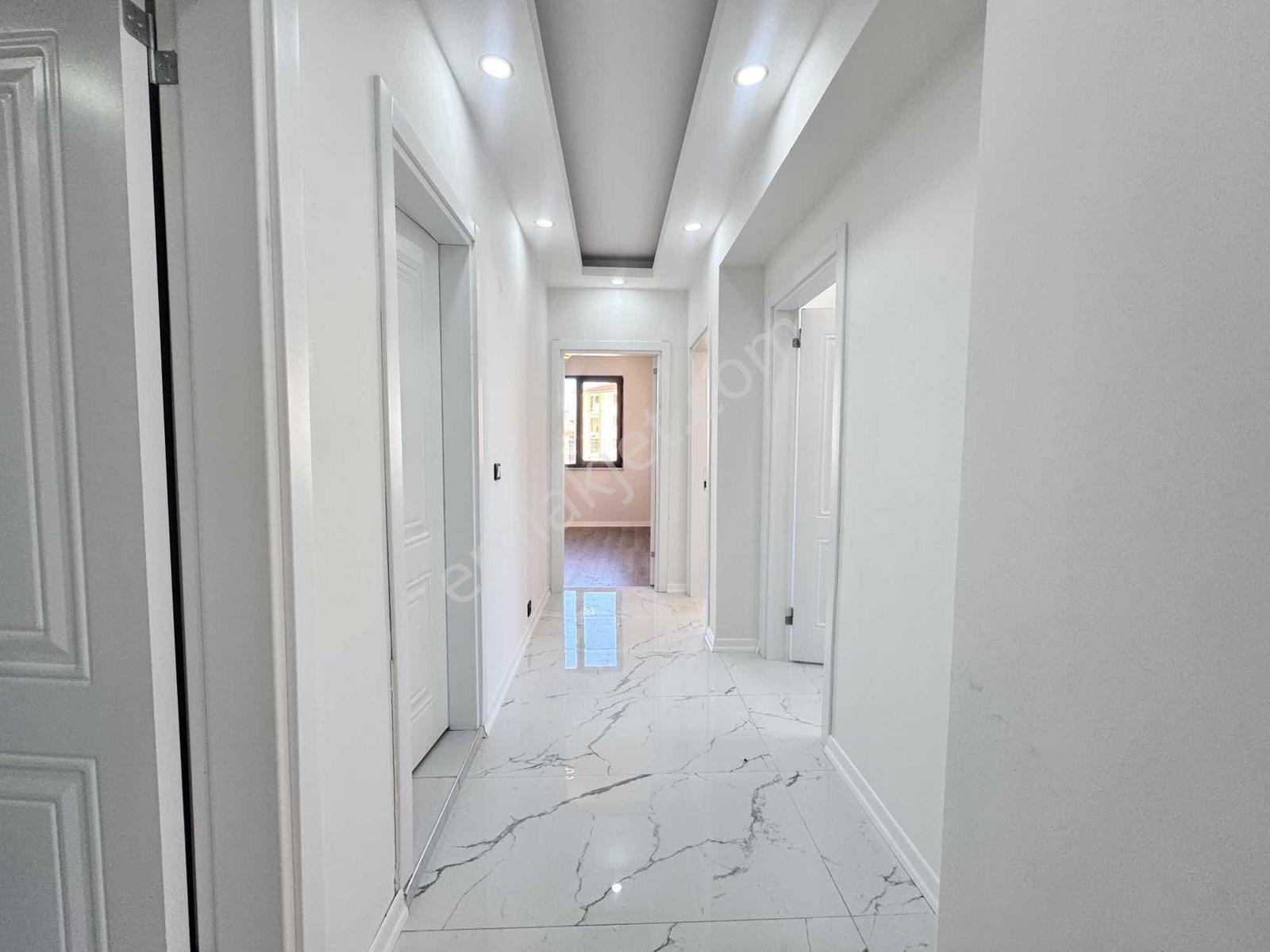 Tokay'dan Ömerhalisdemir Mah.nde 2+1 Sıfır Lüks Ara Kat Daire!! — fotoğraf 13