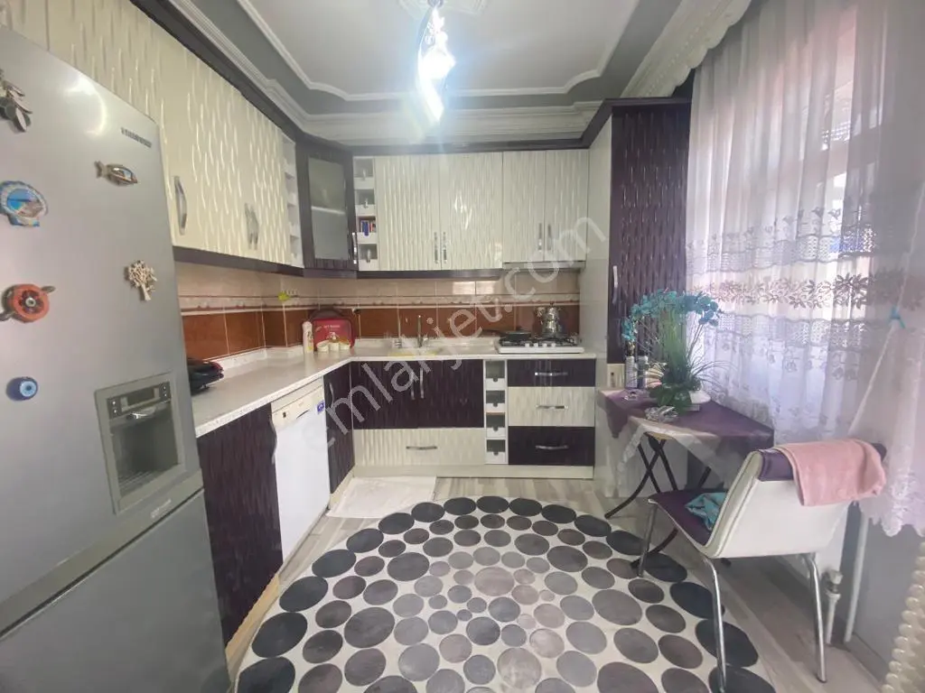 İna Group Gayrimenkul & Danışmanlık Gaziosmanpaşa Merkez Mahallesinde. 2+1/120m2/1. Kattır. Mor L — fotoğraf 9