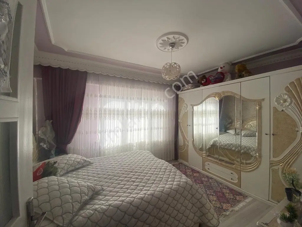 İna Group Gayrimenkul & Danışmanlık Gaziosmanpaşa Merkez Mahallesinde. 2+1/120m2/1. Kattır. Mor L — fotoğraf 16
