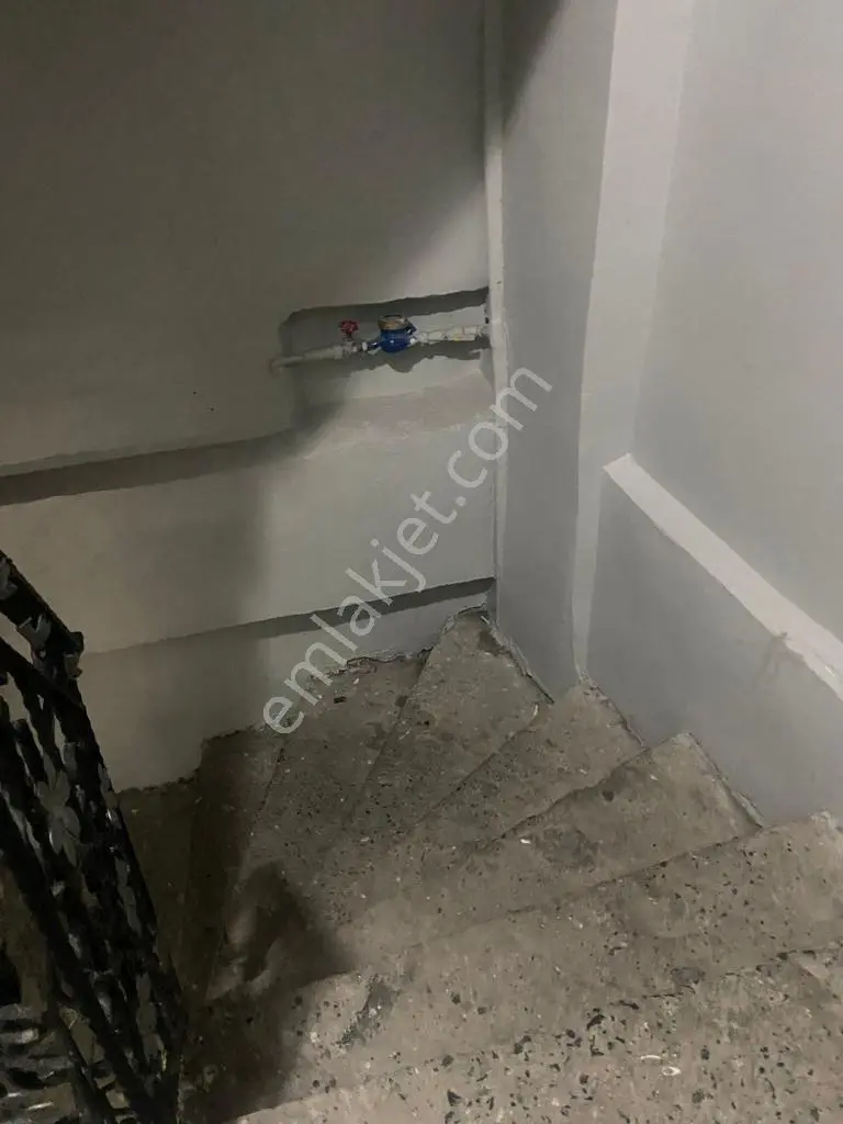 İna Group Gayrimenkul & Danışmanlık Gaziosmanpaşa Merkez Mahallesinde. 2+1/120m2/1. Kattır. Mor L — fotoğraf 21