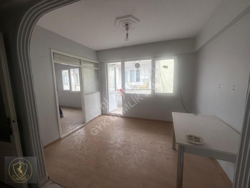 Gemlik Merkezde Güneş Alan 2+1 Daire — fotoğraf 6